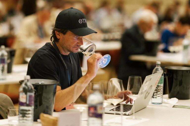 Verkostung am Single Vineyard Summit der Osterreichischen Traditionsweinguter 5 768x512